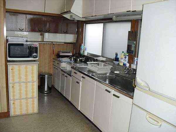 1970s wood house, 14-min walk to station, Iwate