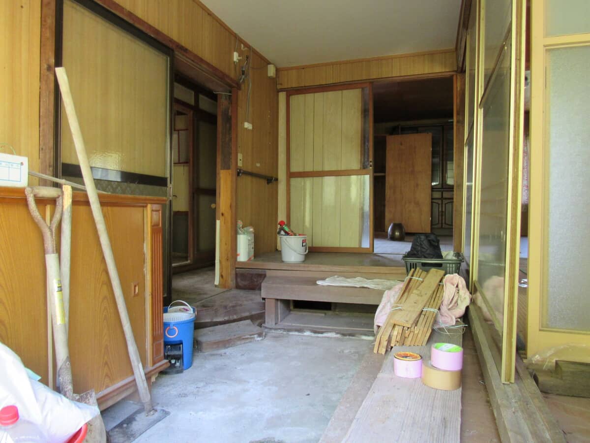 1930s wood house