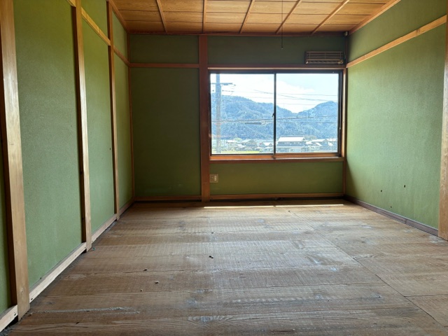 1970s wood house in Hyogo