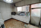 Good access in all directions; spacious lot suitable for residential, self-sufficiency, and agricultural use