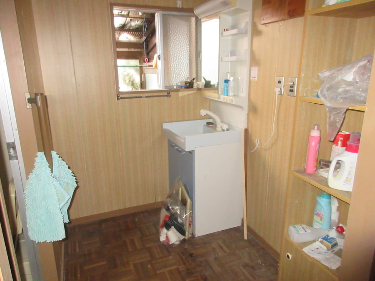 1970s steel-frame house, 7-min walk to station, Hiroshima