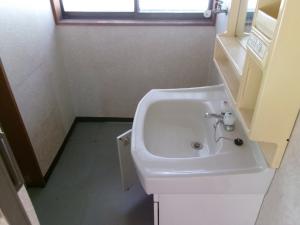 Gero City Akiya Bank [Gero034] For Sale 4.5 yen Million / Quiet Residential Area / Easy-to-Maintain 1-2 Person Home