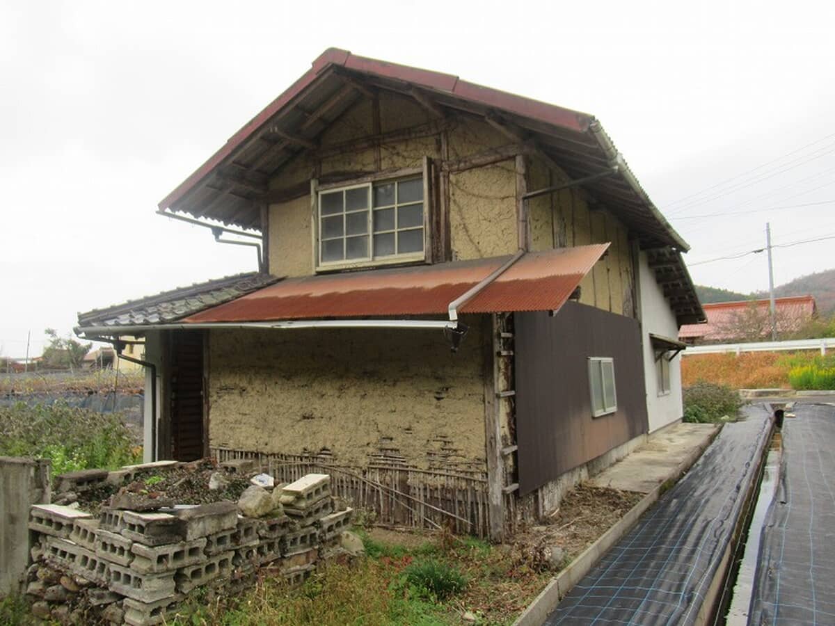 1970s wood house, 11-min walk to station, Hiroshima