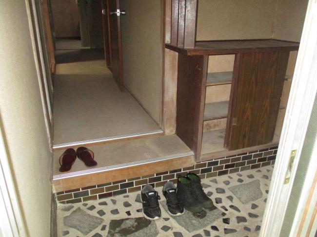 1960s wood house, 17-min walk to station, Okayama