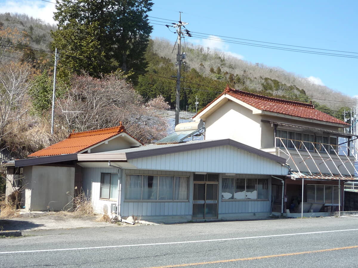 1970s wood house, 15-min walk to station, Hiroshima