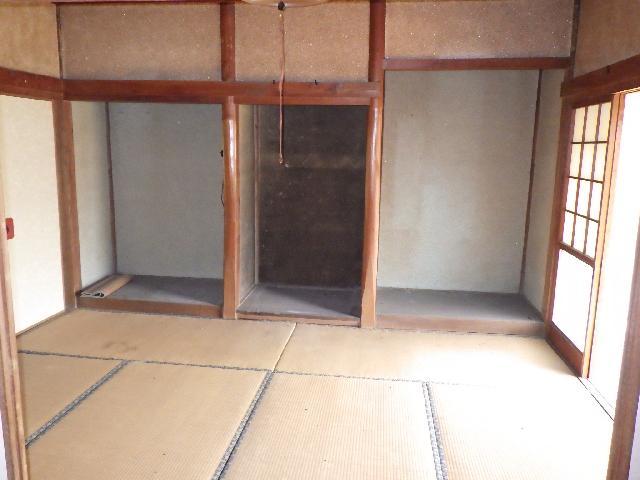 1940s wood house, 10-min walk to station, Nagasaki