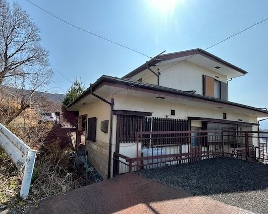 1970s wood house in Nagano
