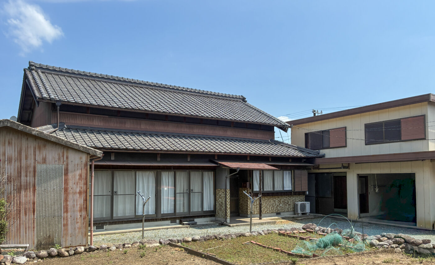 1980s wood house in Matsusaka Kahada