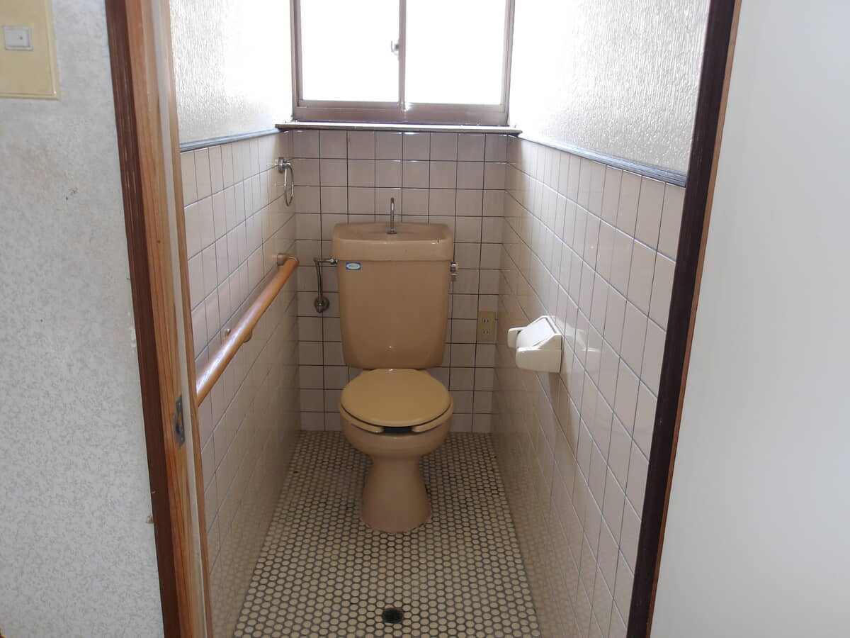 1980s wood house in Hiroshima