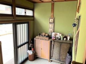 1960s wood house, 1-min walk to station, Shimane