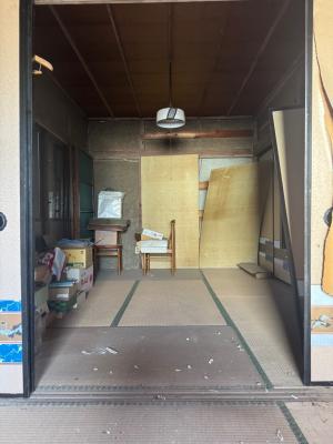 1960s wood house, 20-min walk to station, Miyagi