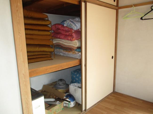1960s wood house, 17-min walk to station, Okayama
