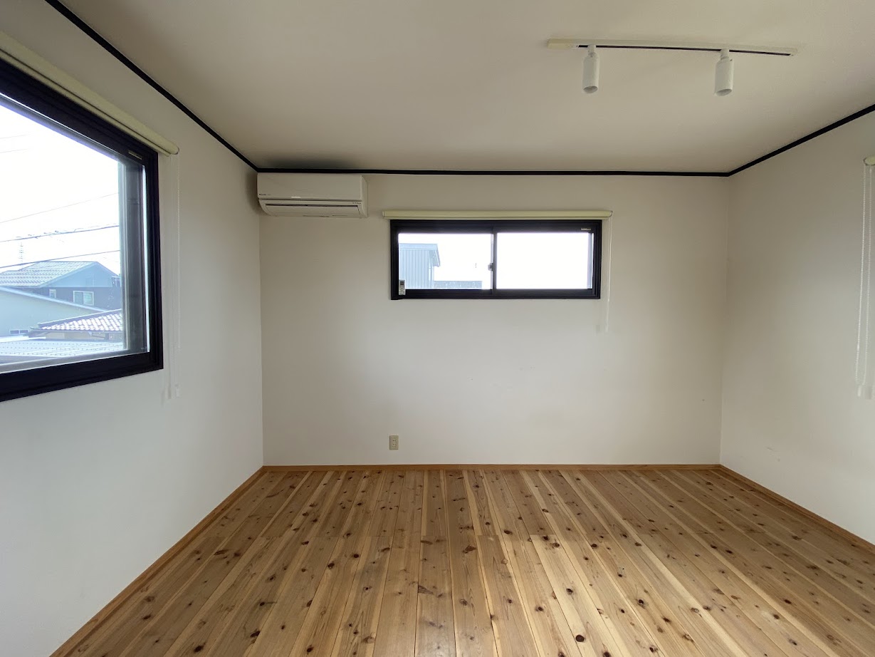 1990s wood house in Toyama