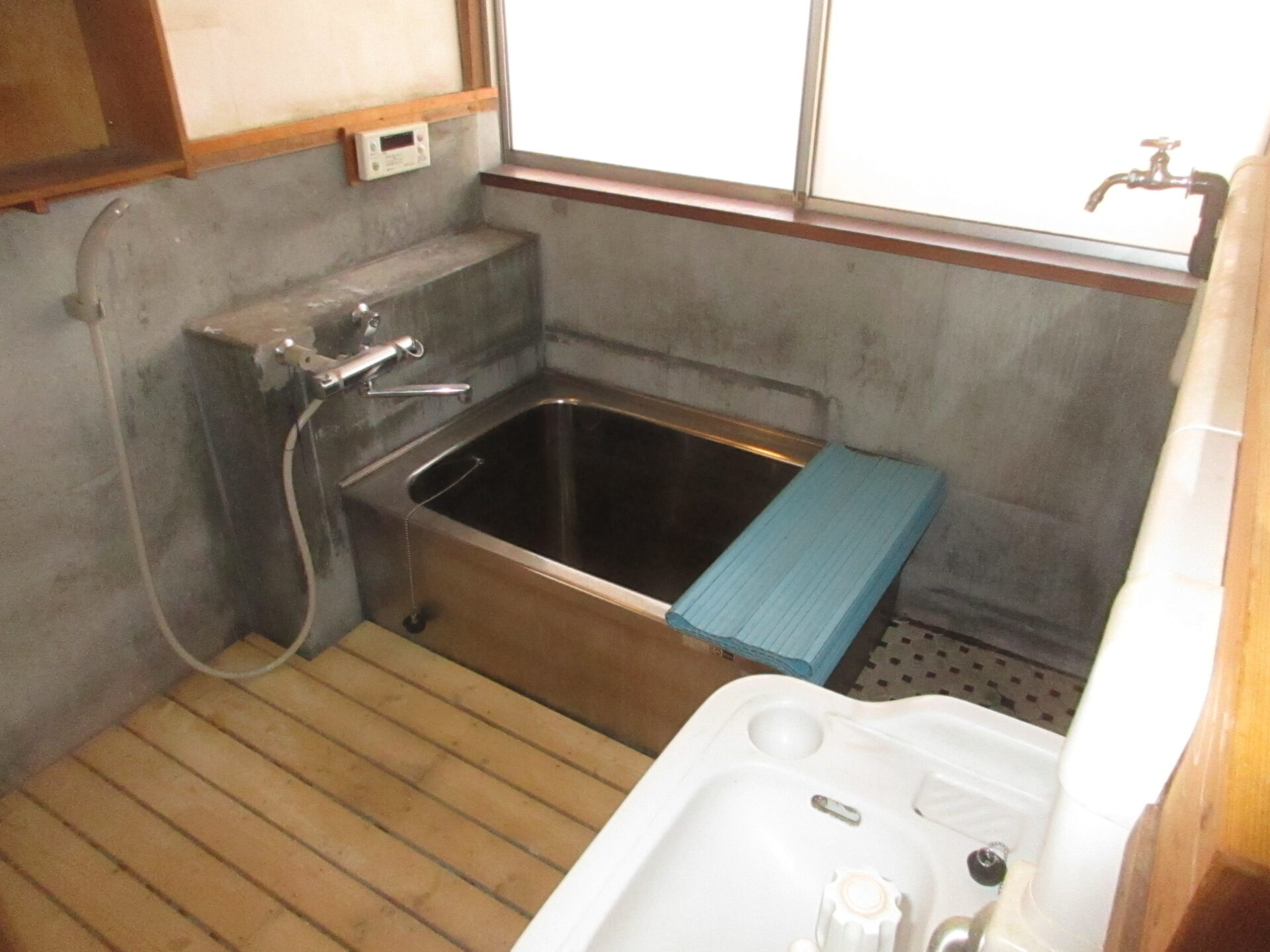 1970s wood house in Shizuoka