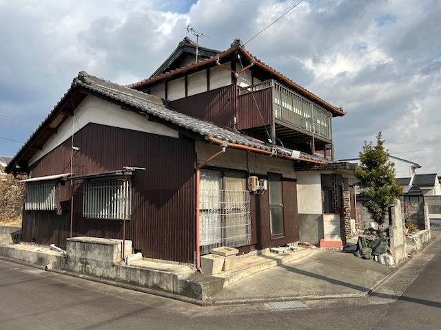1970s wood house in Kagawa