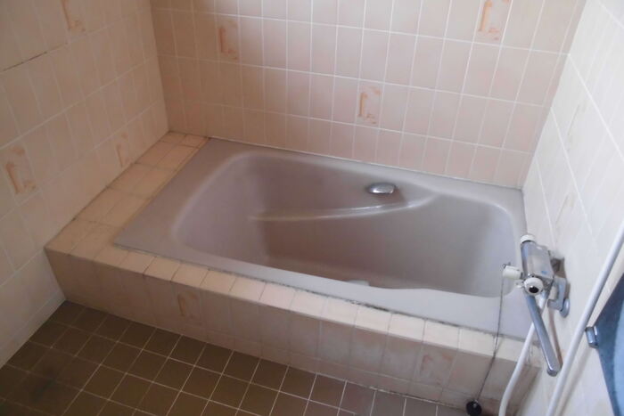 1990s wood house, 3-min walk to station, Kagawa