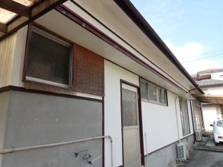 1970s wood house in Tsukumi