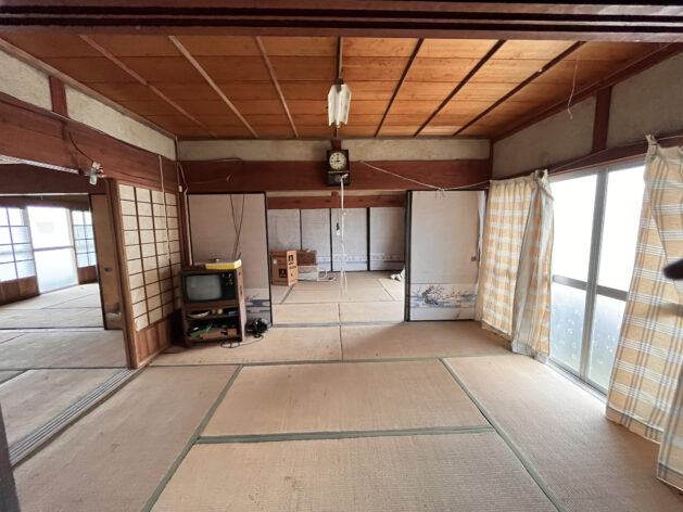 Wood house in Ehime