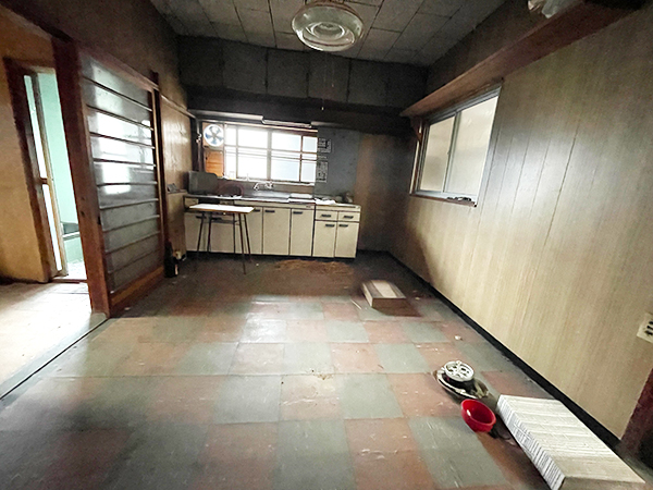 1960s wood house, 1-min walk to station, Wakayama