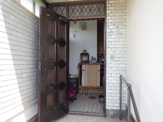 1970s wood house, 8-min walk to station, Nagasaki