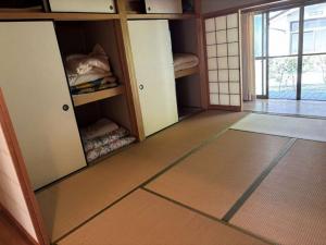 2000s wood house in Shimane