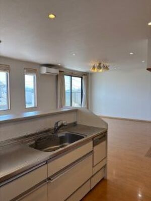 2000s steel-frame house, 4-min walk to station, Kagawa