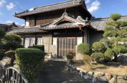 1960s wood house on a large plot in Tokushima