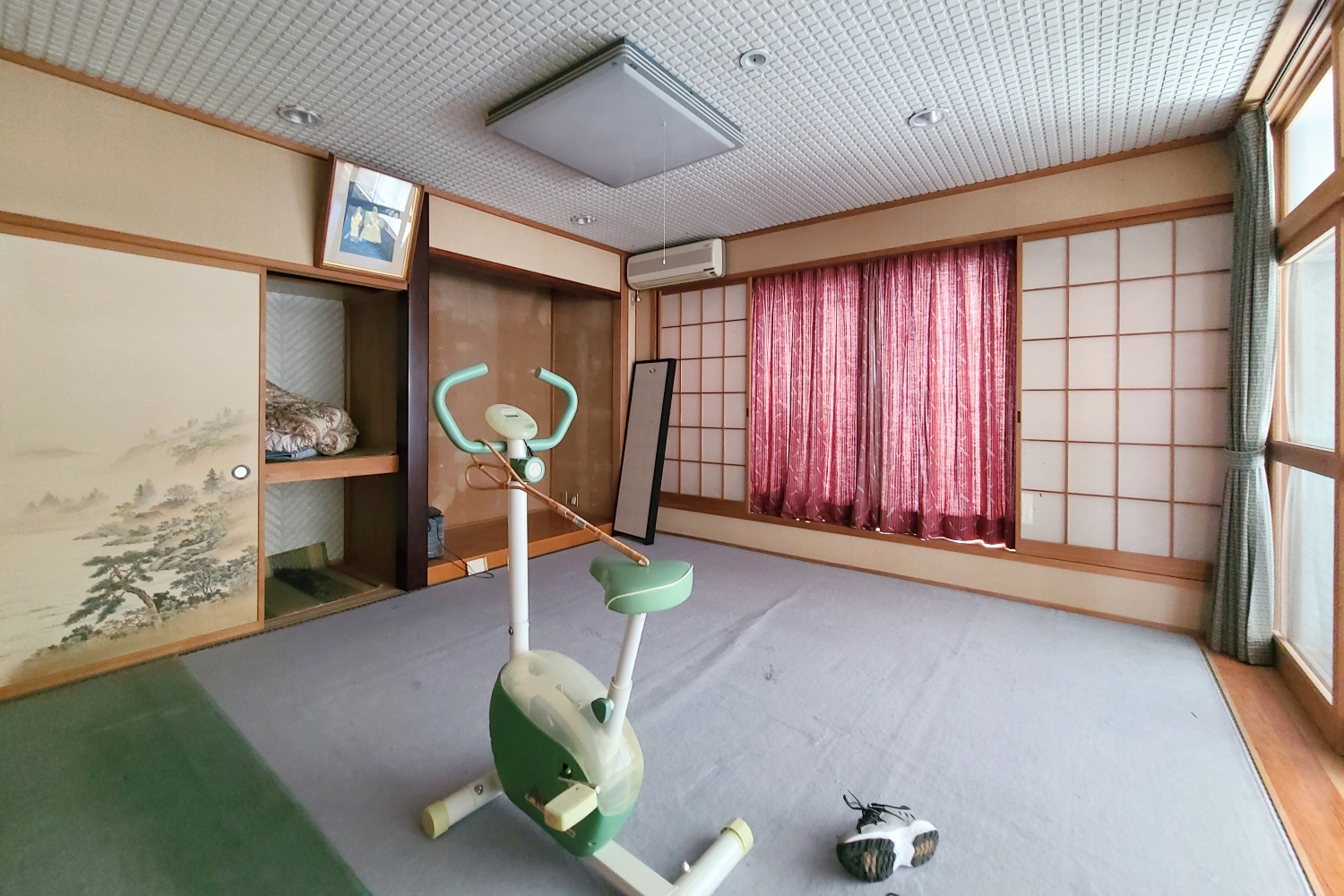 1980s steel-frame house, 4-min walk to station, Nagano