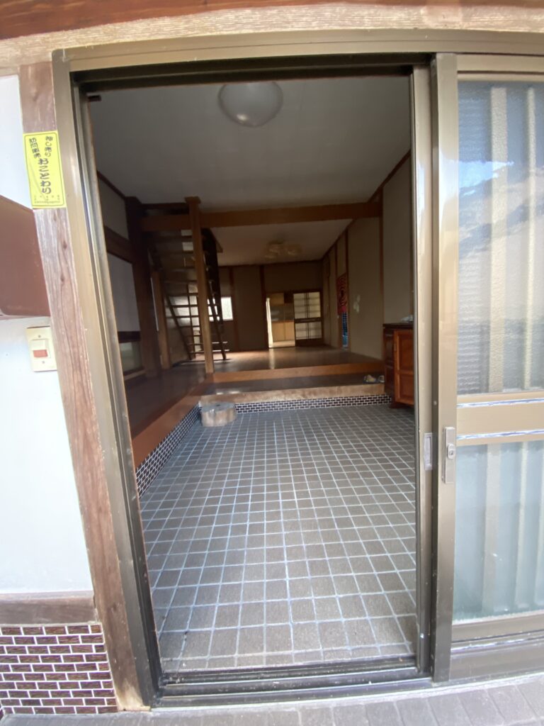 1970s wood house in Shimane