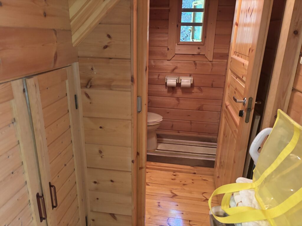 1990s wood house in Nara