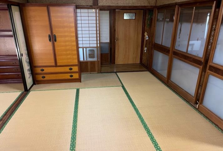 1950s wood house, 12-min walk to station, Takemoto, Izumi
