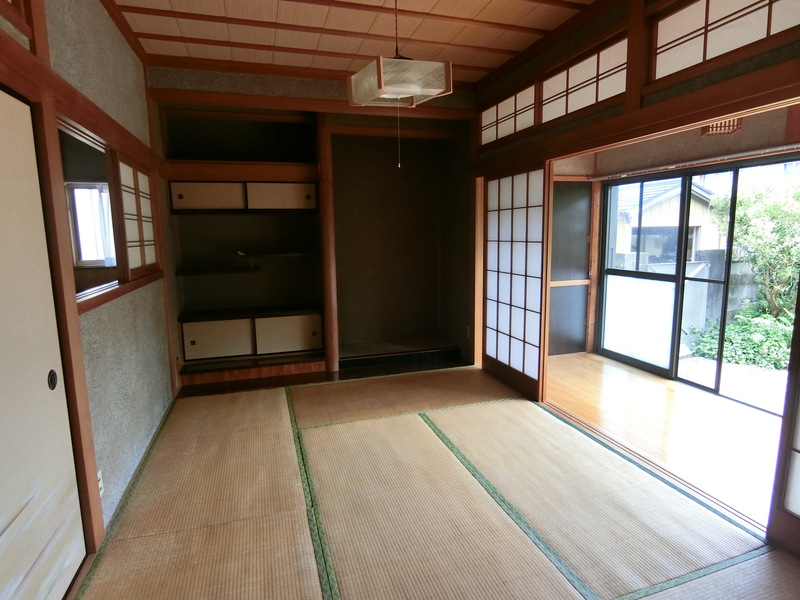 1970s wood house in Kochi