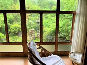 1970s wood house, 20-min walk to station, Shimane