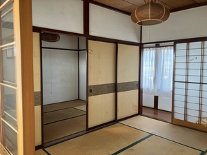 1960s wood house, 19-min walk to station, Yamagata