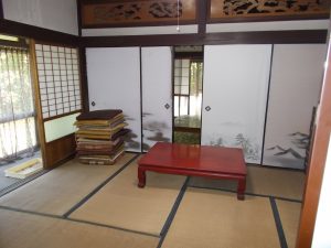 Wood house on a large plot in Fukuchiyama, Kyoto