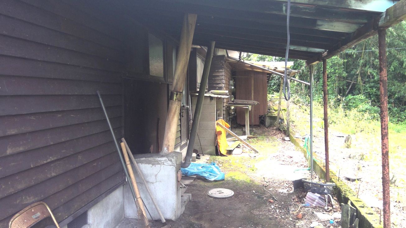 1980s wood house in Koyama, Kimotsuki, farmland, approval needed