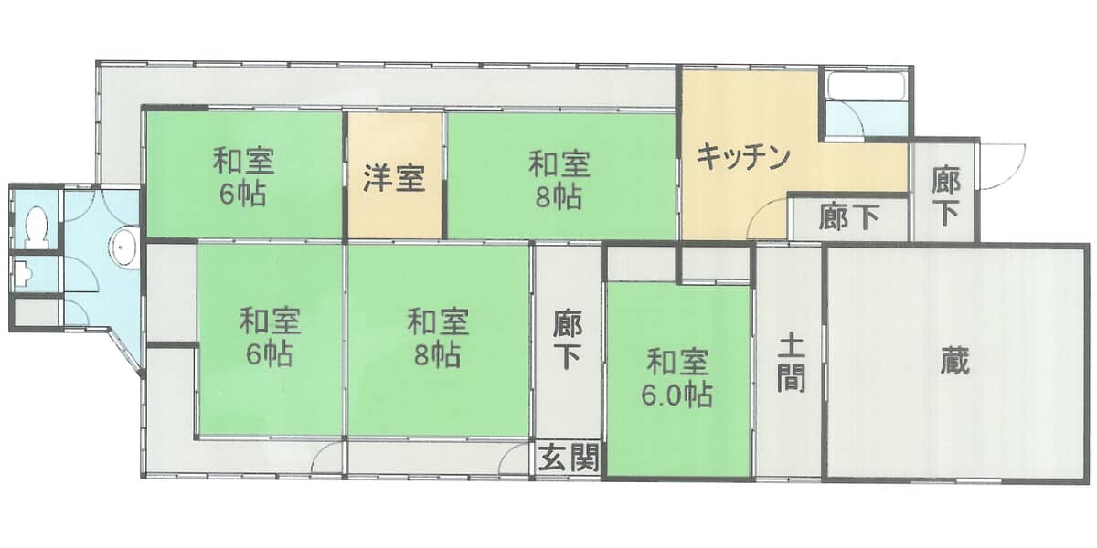 Wood house on a large plot in Hiroshima