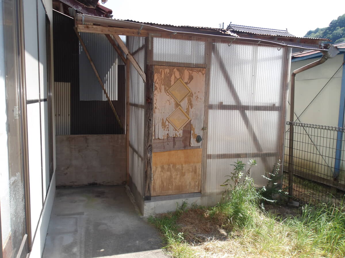 1980s wood house in Hiroshima