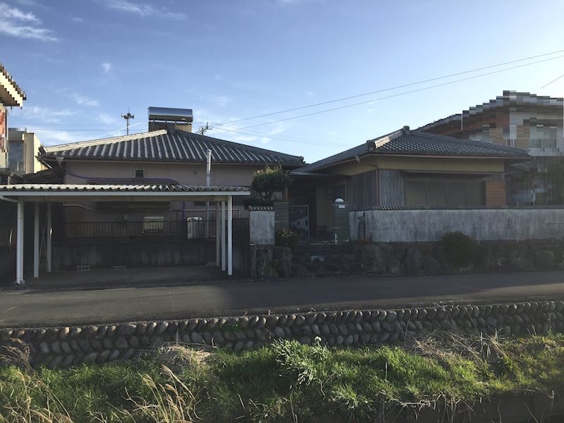 1970s house, 9-min walk to station, Mie
