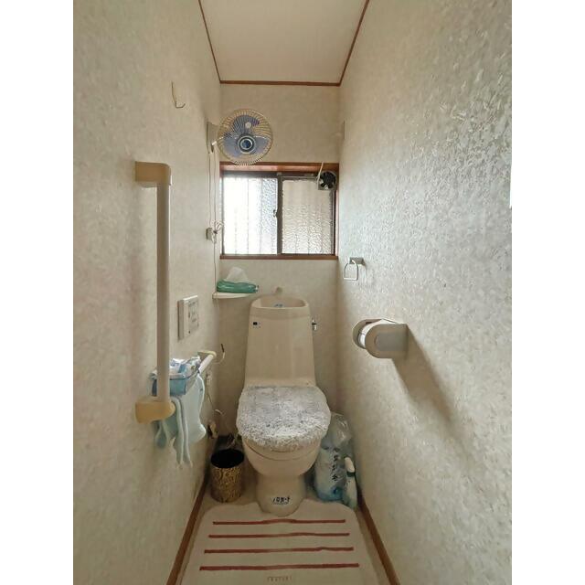 1970s wood house, 15-min walk to station, Mie