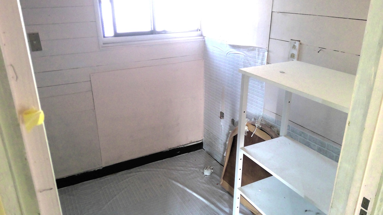 1980s wood house in Koyama, Kimotsuki, farmland, approval needed