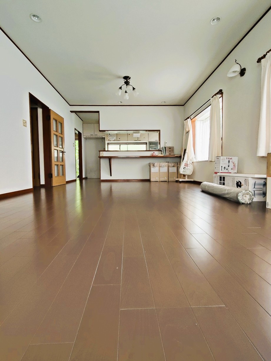 Ainan Town Takahata - Residential Property - 5SLDK - 4,900,000 yen - Two-building package with spacious 5SLDK + single-story residence