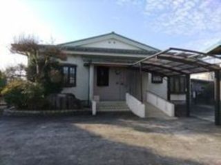 1990s house on a large plot in Sueyoshi, Soo