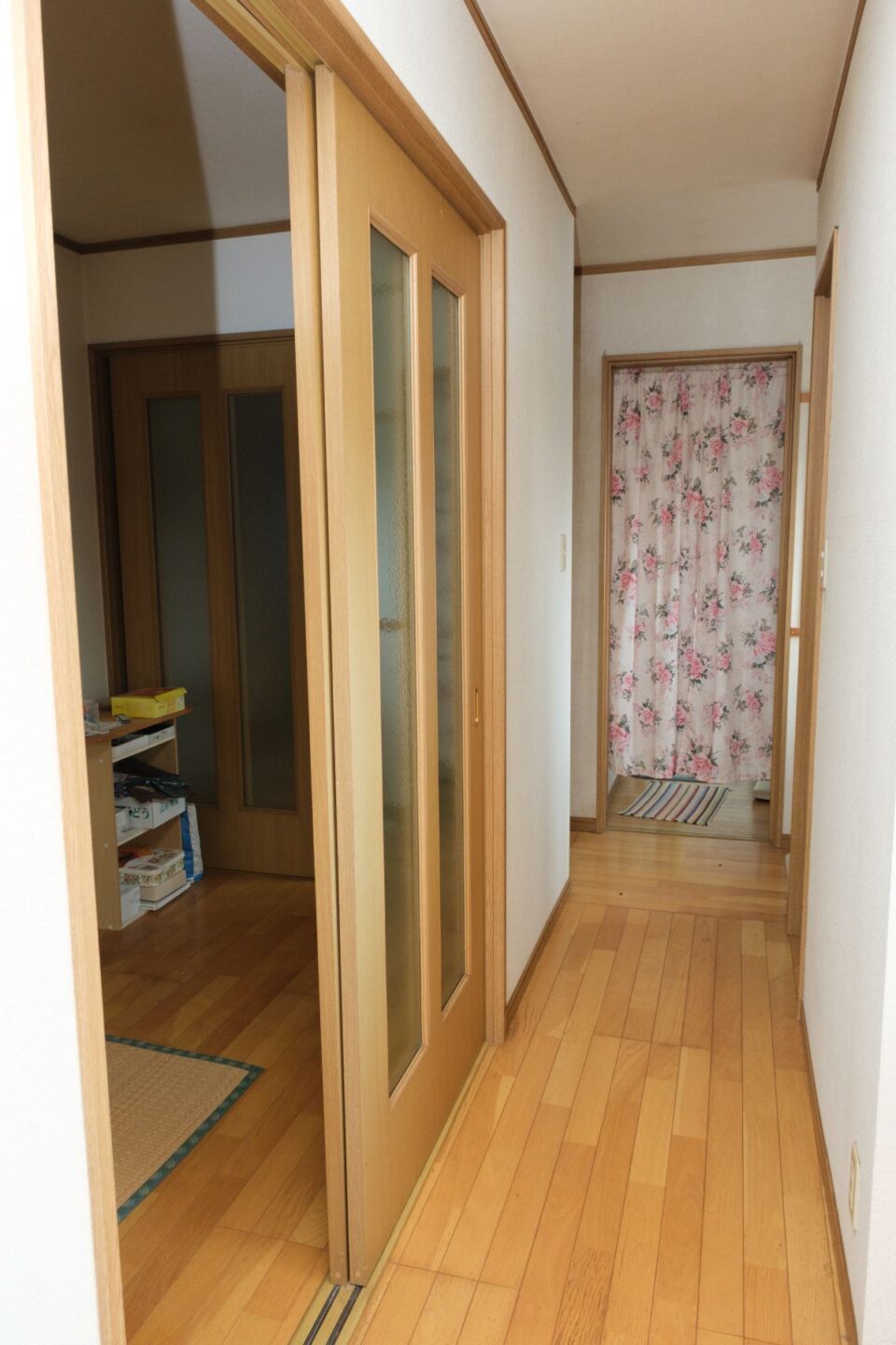 1990s wood house, 14-min walk to station, Yamagata