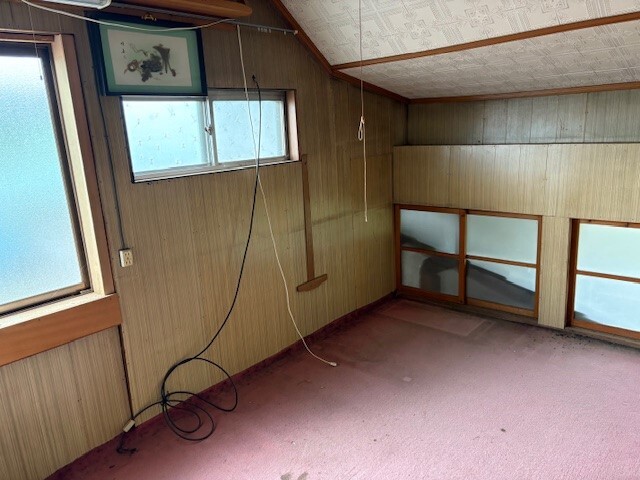 1920s house on a large plot in Yamanashi