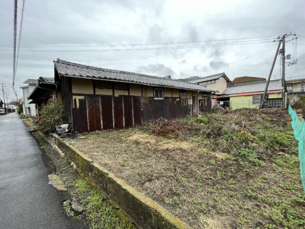 Wood house in Ehime
