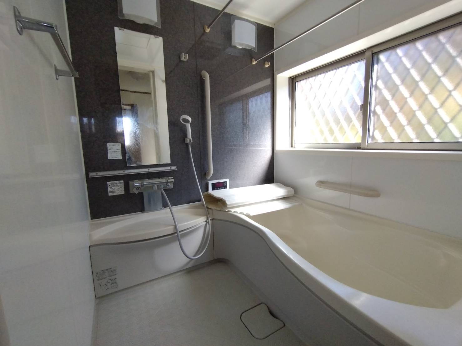 2000s wood house, 19-min walk to station, Fukui