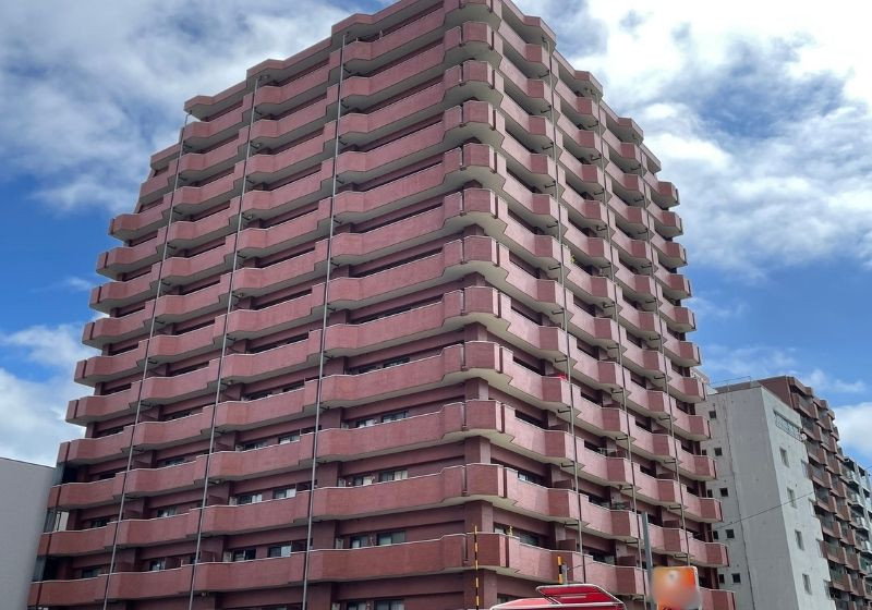 1980s concrete house, 7-min walk to station, Miyagi