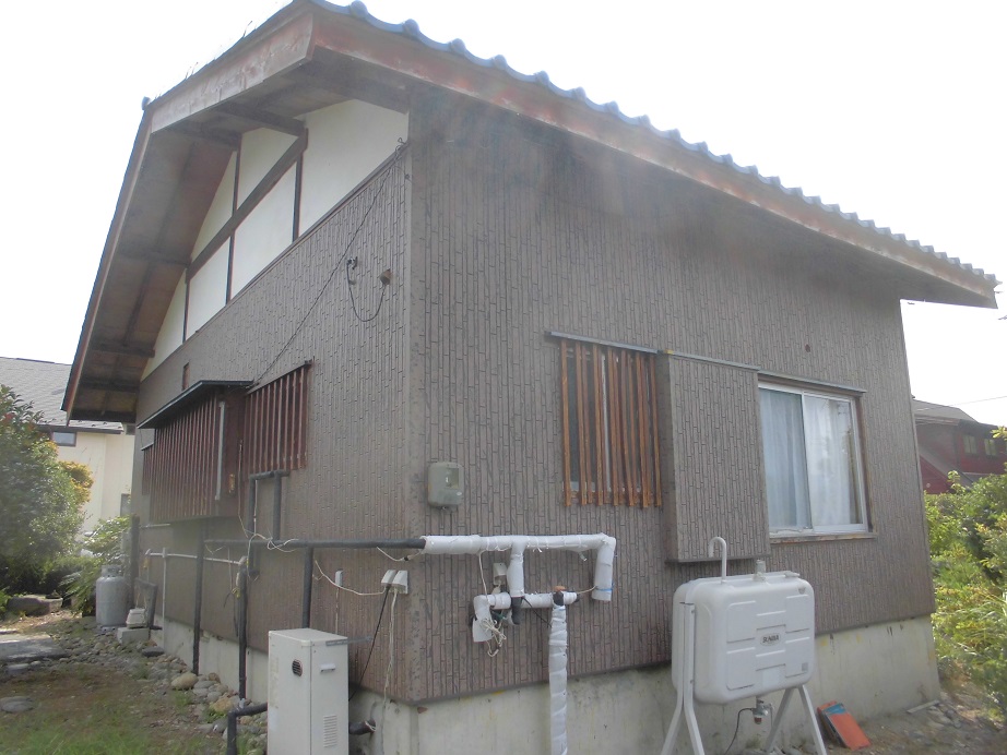 1970s wood house in Nagano