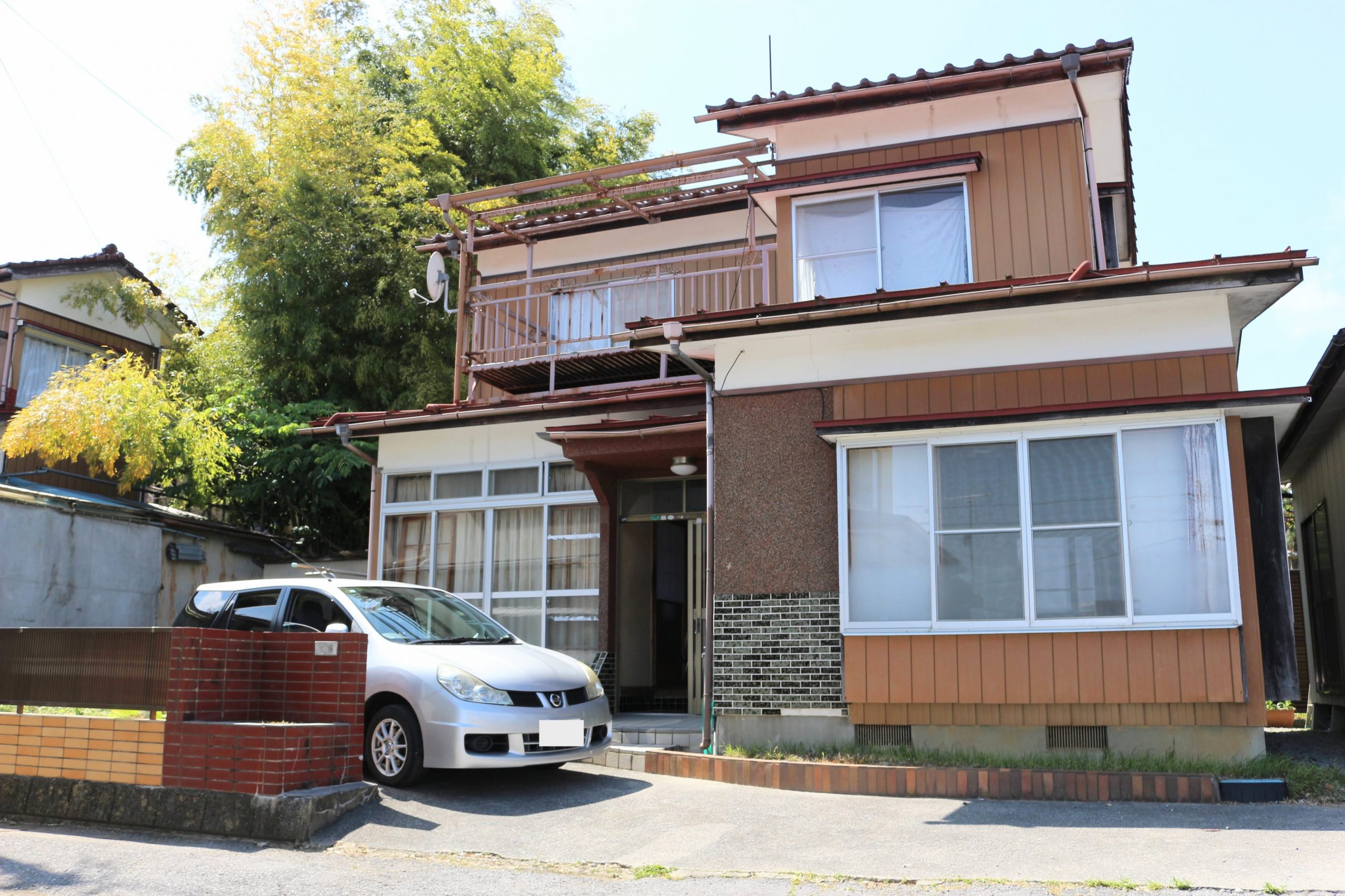 Price Reduced! House in Matsuiwa Area Residential Neighborhood